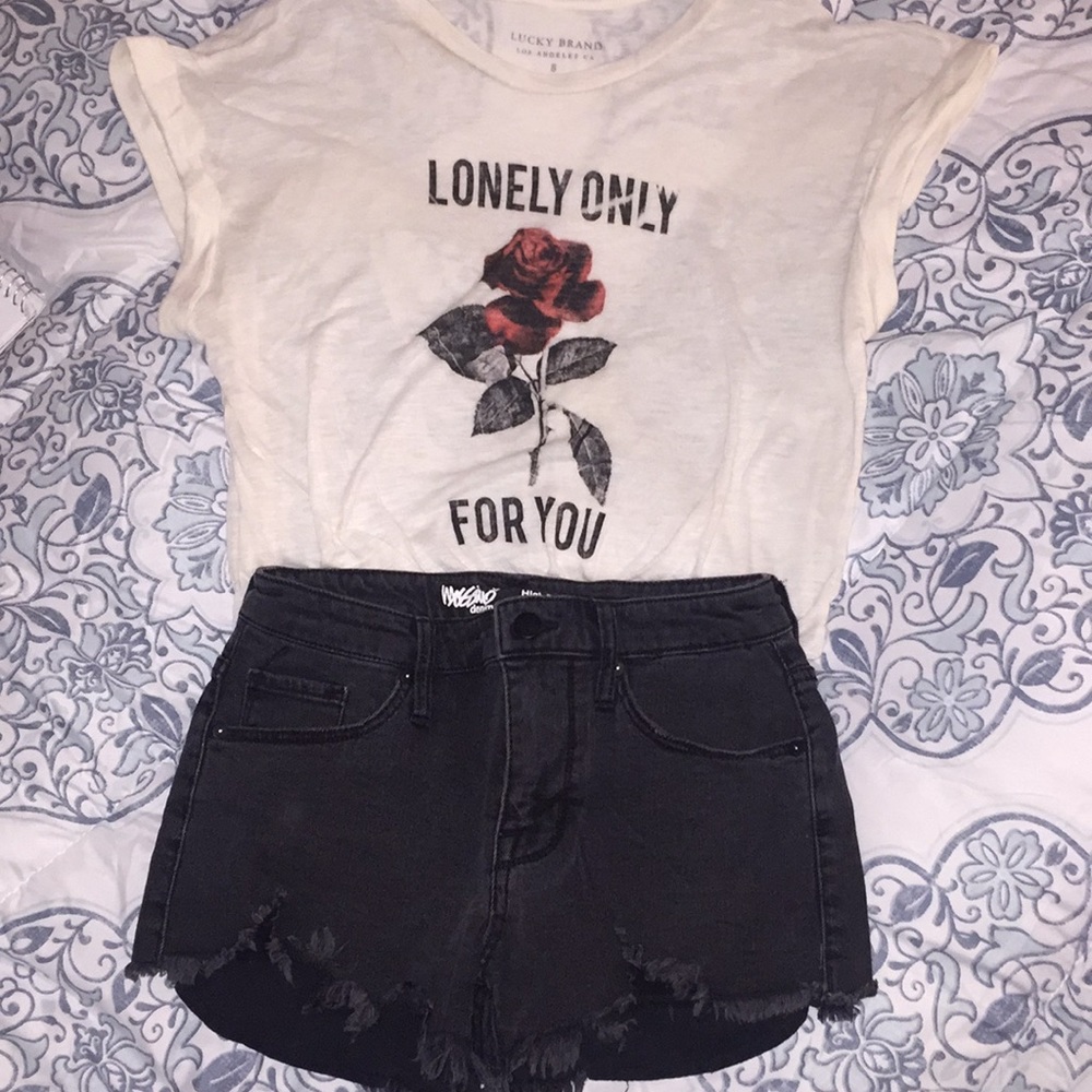 Lucky Brand Graphic Tee ☘️